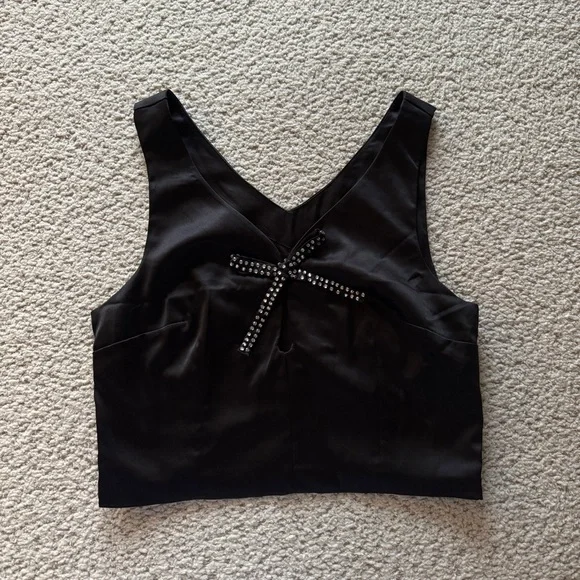 Keyhole tank top - Picture 3 of 5